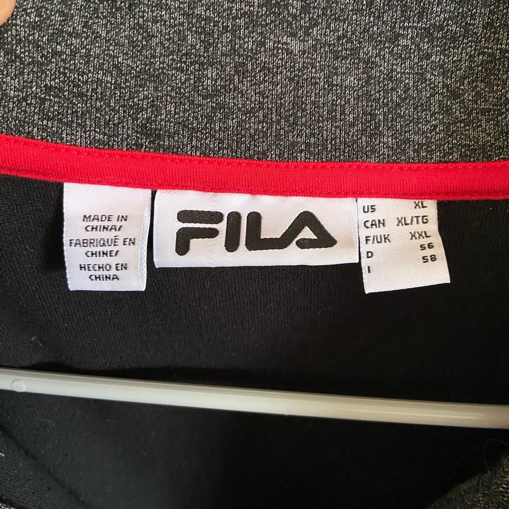 Men’s grey FILA Training Trustworthy jacket - new with tags - Picture 3 of 3